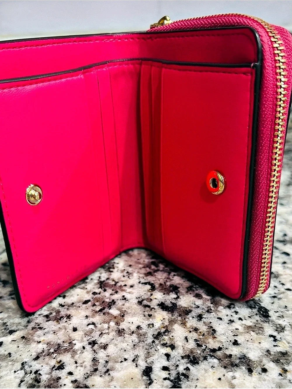 Tory Burch Zip Around Wallet in Pink Like New